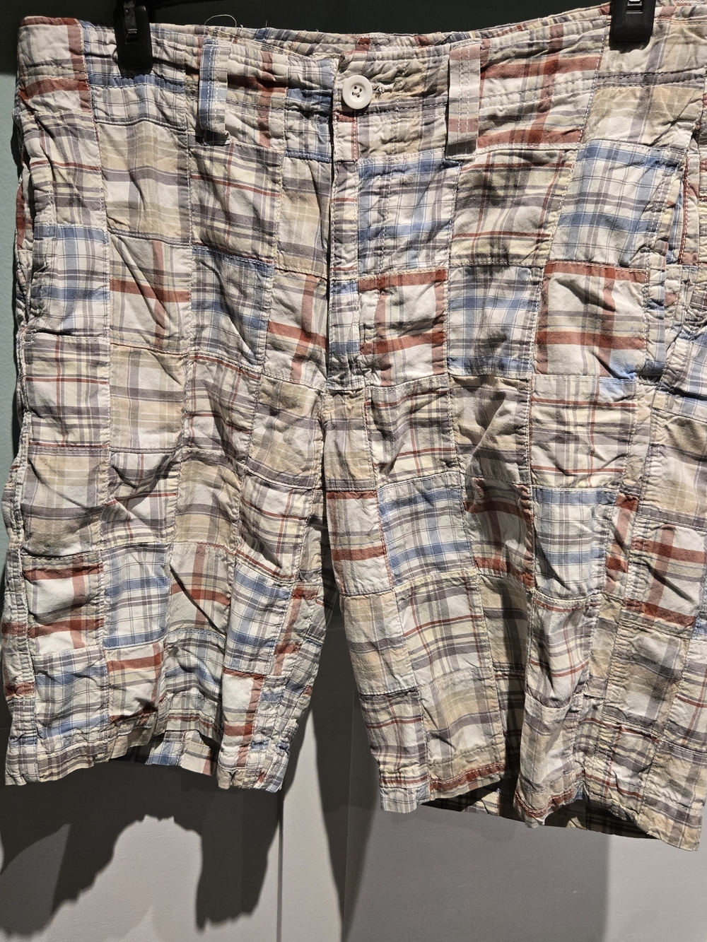 Urban Pipeline Mens 100% Cotton Blue Red Plaid Shorts Button Up Flat Front